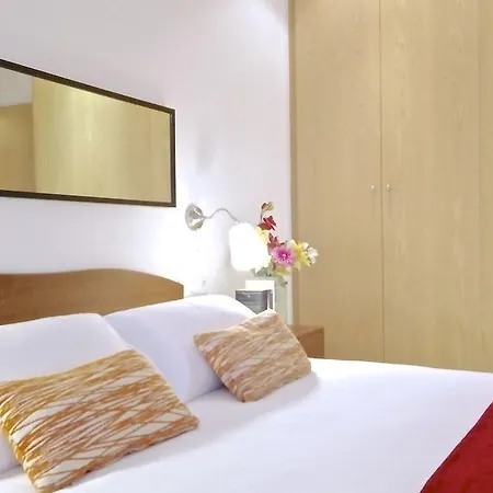 Apartment Bizflats Arc De Triomf